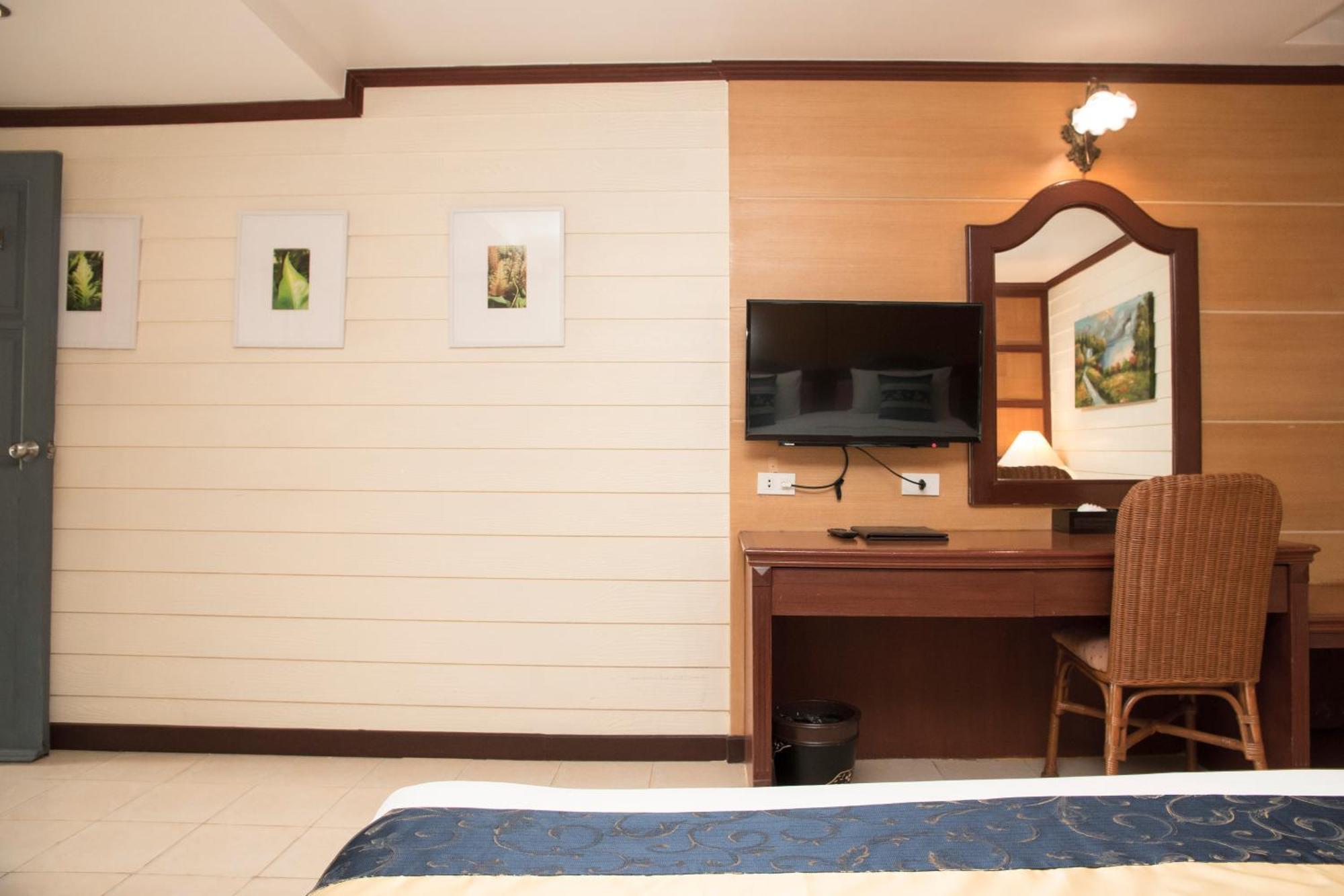 S Lodge Pattaya Formally Sabai Lodge Luaran gambar